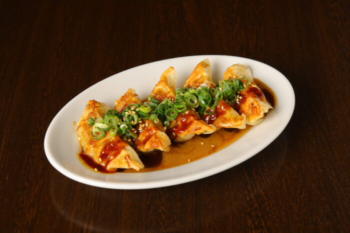 ピリ辛胡麻ダレ焼餃子