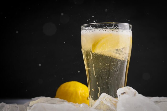 こだわり酒場のレモンサワー